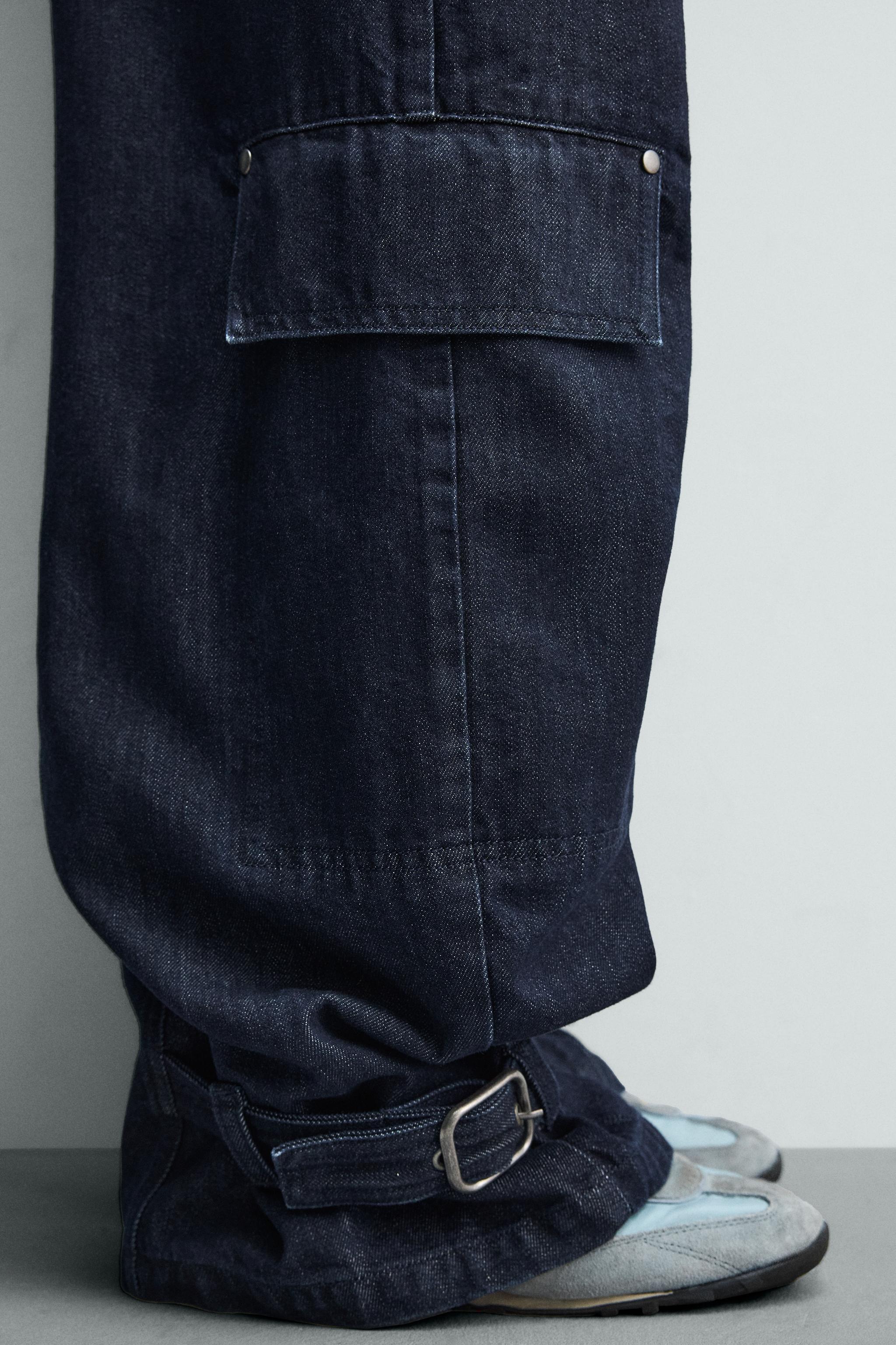 PANTALON CARGO À PASSANTS